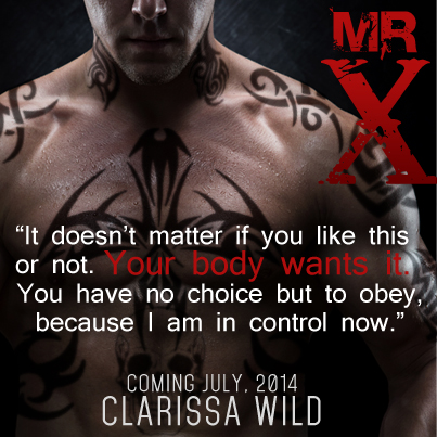 Close up of young muscular man lifting weights over dark backgro